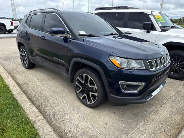 Used 2019 Jeep Compass Limited w/ Safety & Security Group AWD/4WD image 11