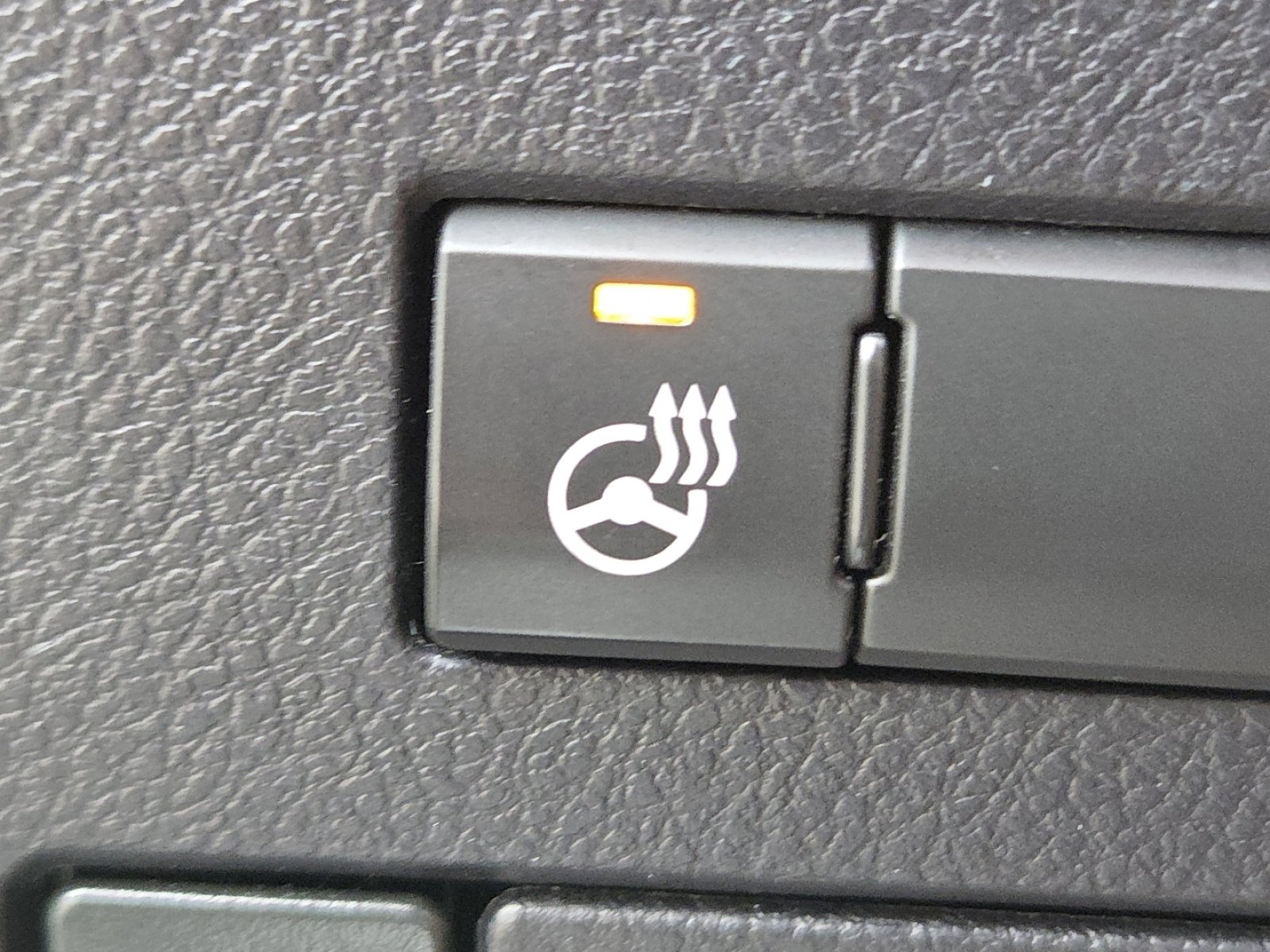 Used 2016 Lexus RX 450h AWD w/ Accessory Package image 5