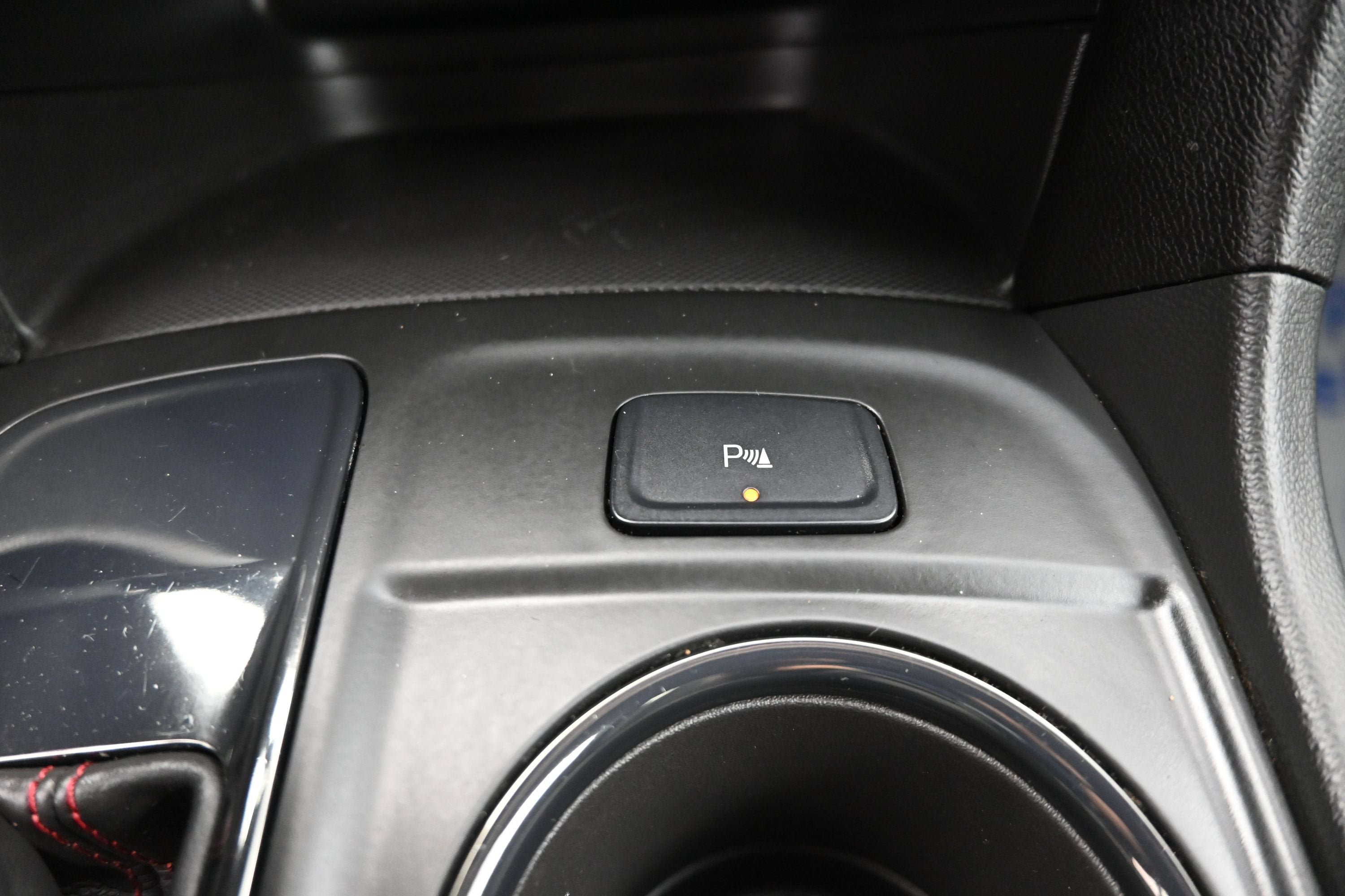 Certified 2023 Chevrolet Equinox RS FWD image 21