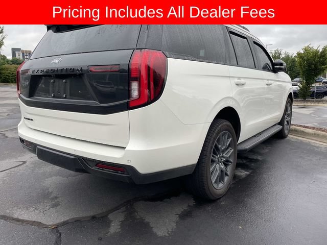 Used 2026 Ford Expedition Platinum w/ Stealth Appearance Package AWD/4WD image 8