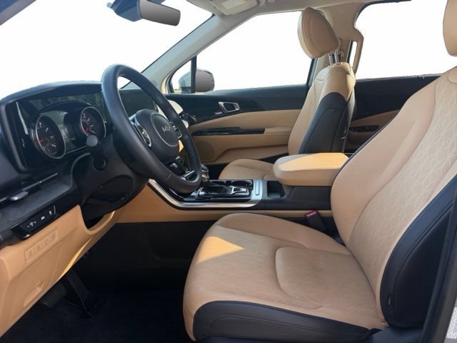 Certified 2024 Kia Carnival EX FWD image 11