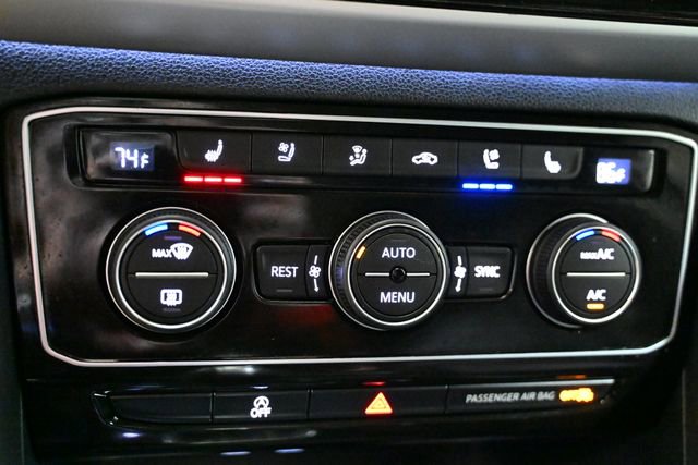 Used 2022 Volkswagen Atlas SEL Premium image 34