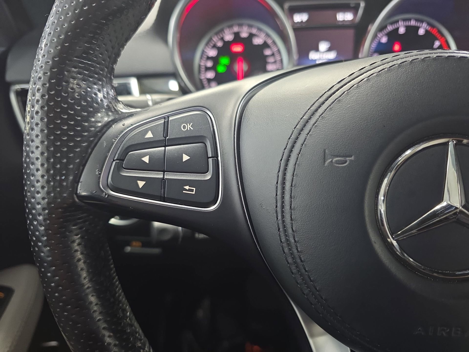 Used 2019 Mercedes-Benz GLS 450 4MATIC image 17