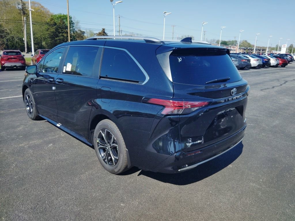 New 2026 Toyota Sienna Platinum AWD/4WD image 3