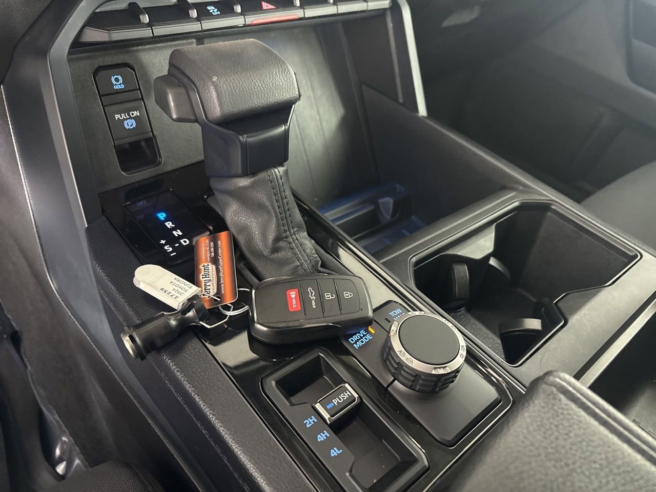 Used 2024 Toyota Tundra SR5 w/ SR5 Convenience Package image 18