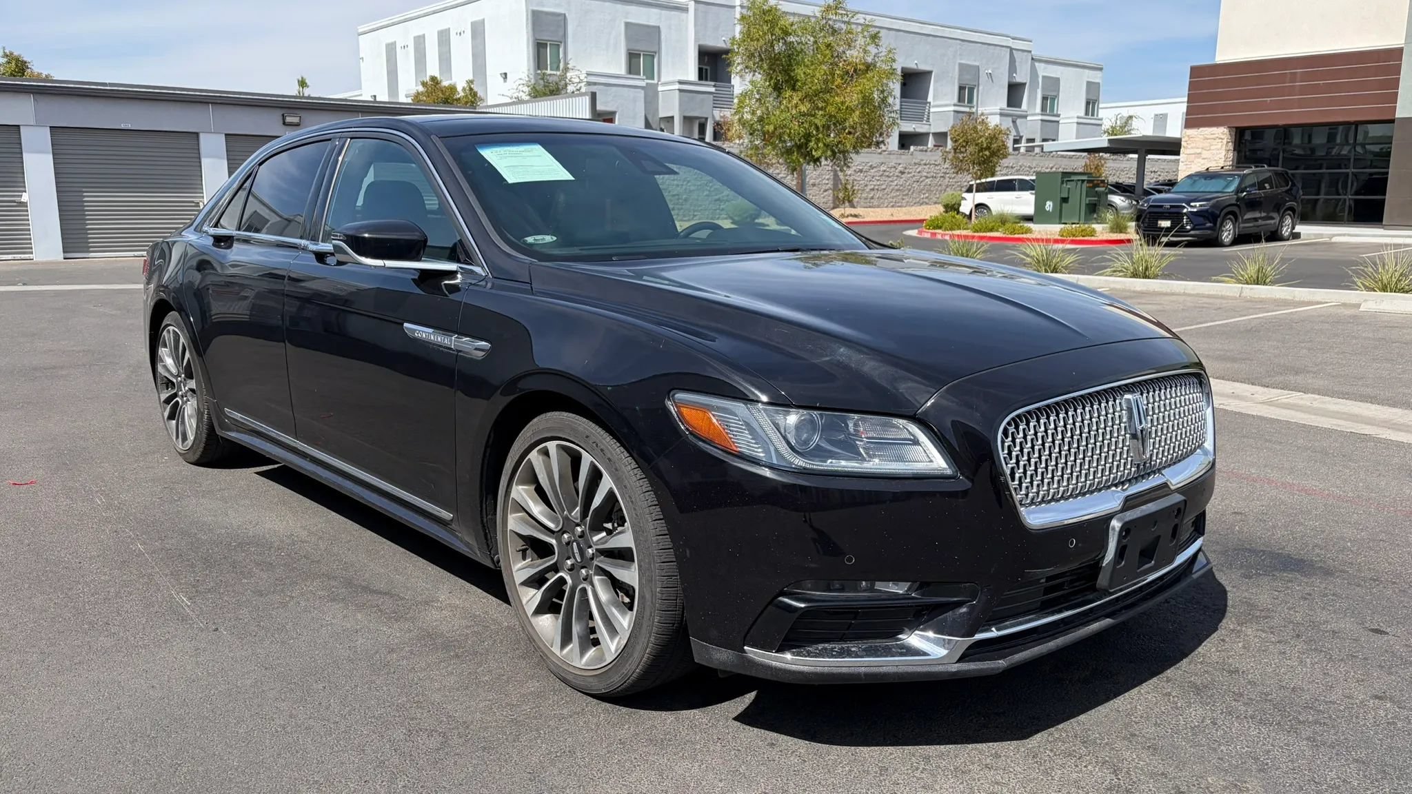 Used 2019 Lincoln Continental Select w/ Continental Climate Package AWD/4WD image 7