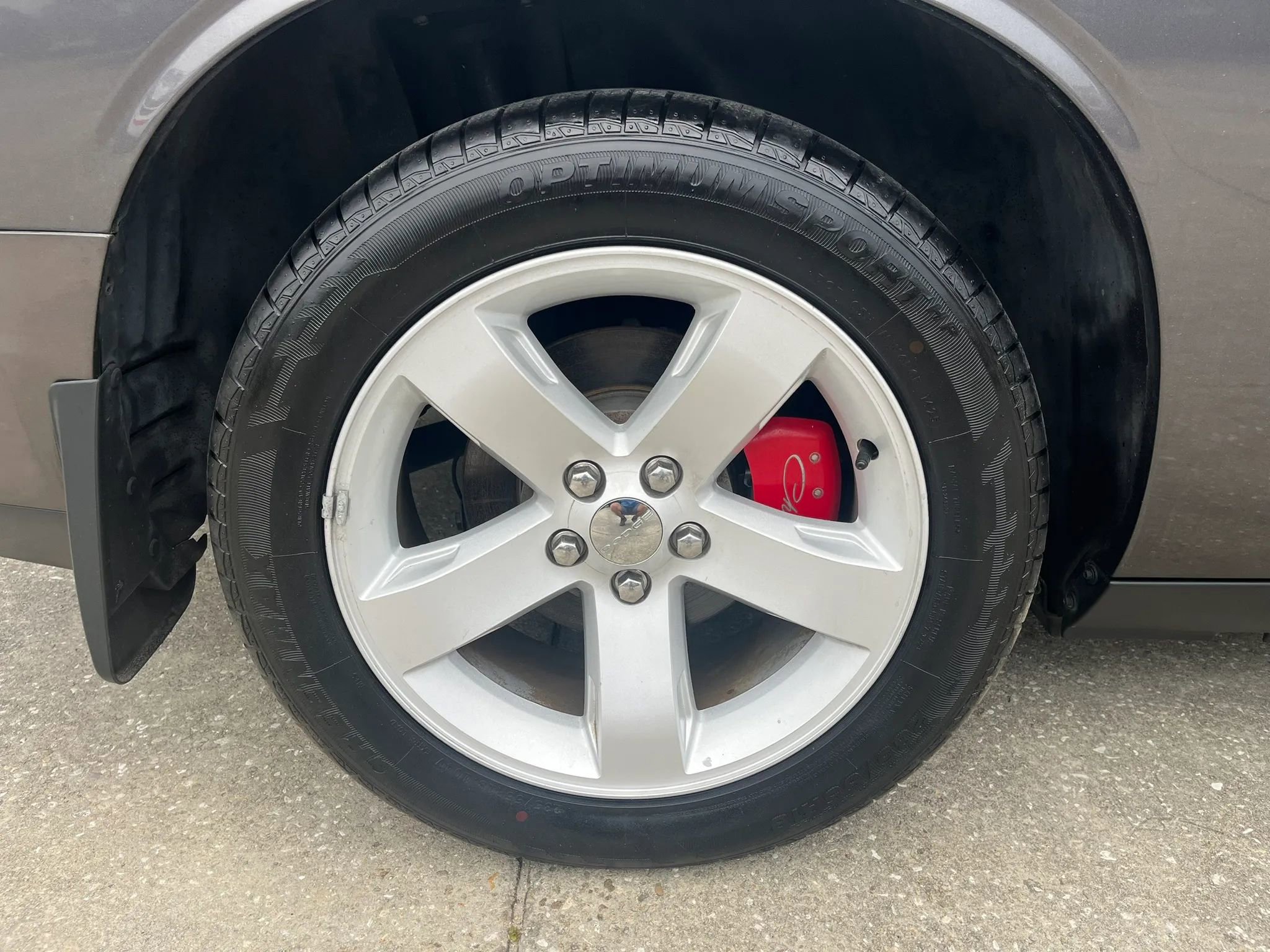 Used 2014 Dodge Challenger SXT RWD image 9