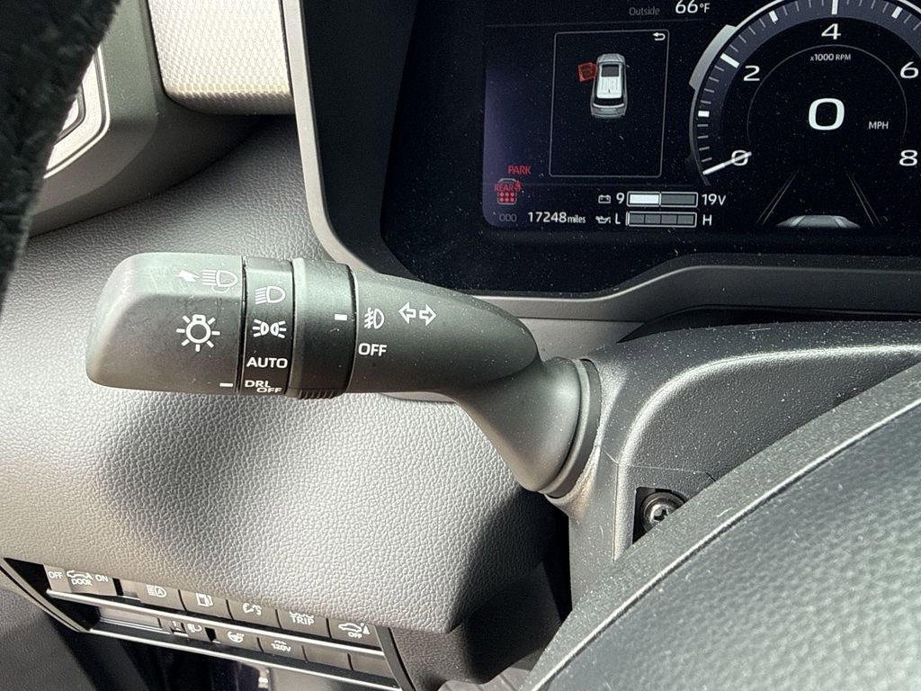 Used 2023 Toyota Sequoia Limited RWD image 28