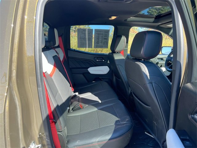 Used 2024 GMC Canyon AT4X image 27