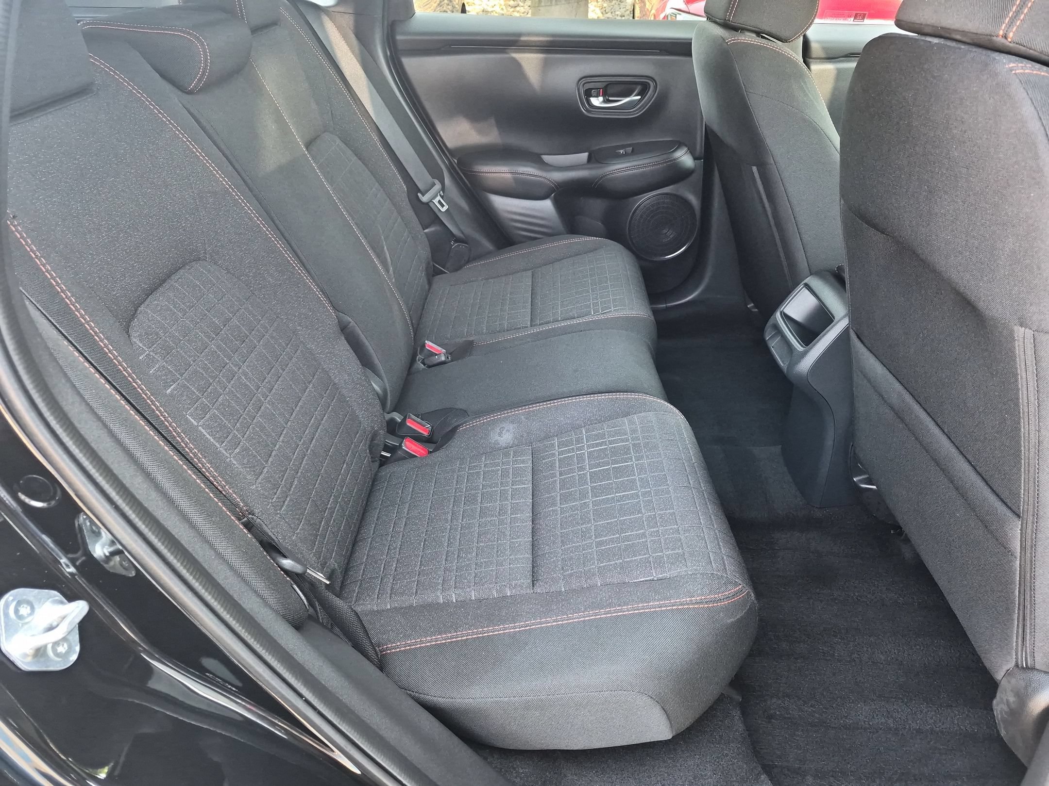 Certified 2025 Honda HR-V Sport image 29