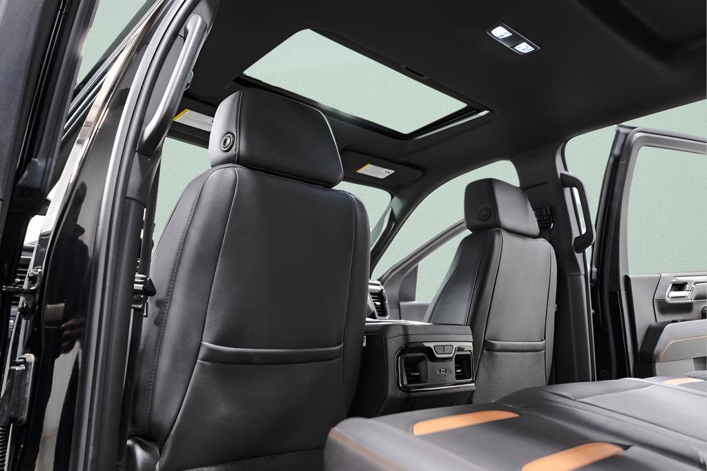 Used 2025 GMC Sierra 2500 AT4 w/ AT4 Premium Plus Package image 30