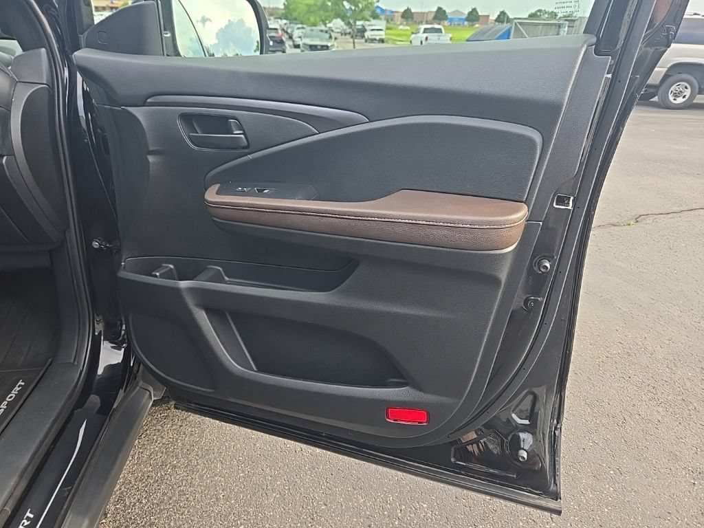 Certified 2024 Honda Passport EX-L image 29