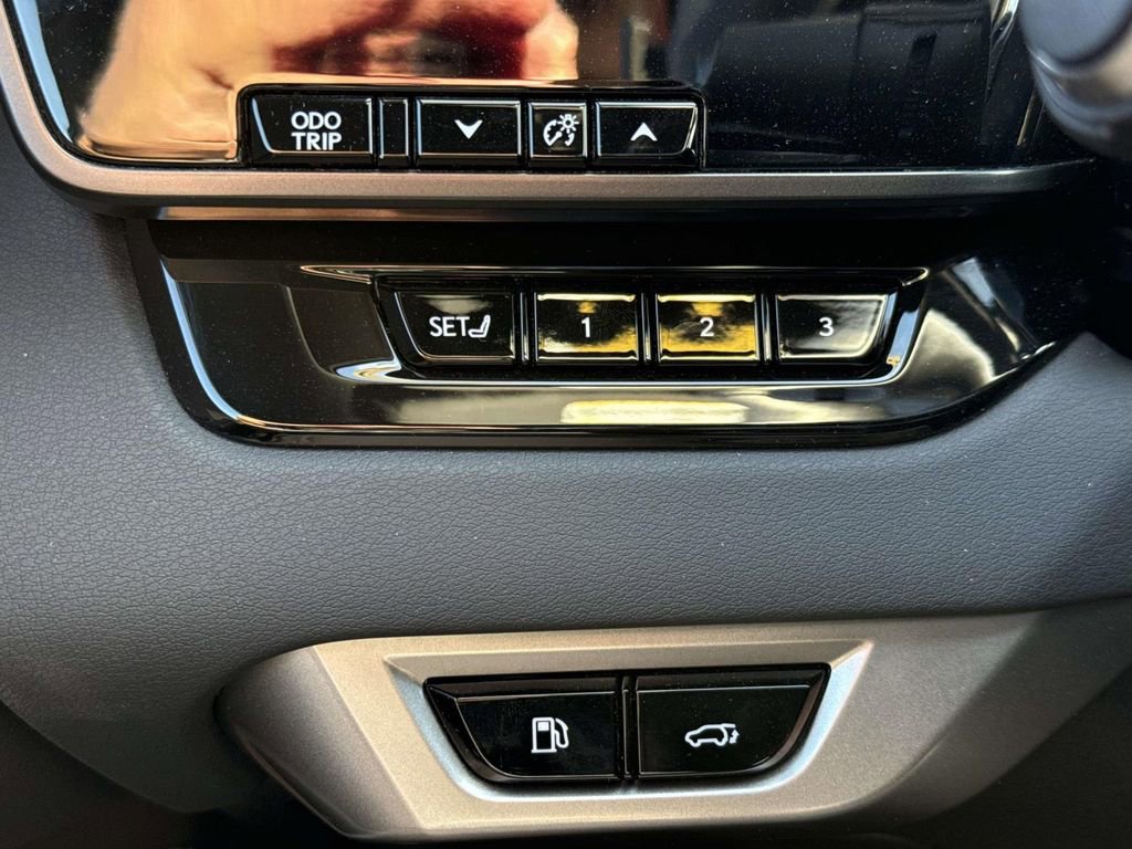 Used 2024 Lexus RX 350 Premium Plus image 23