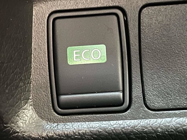 Used 2016 Nissan Rogue S FWD image 31