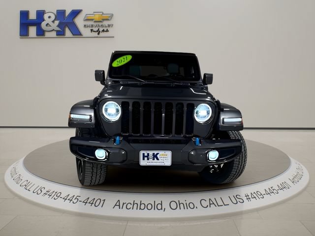 Used 2021 Jeep Wrangler Unlimited Sahara AWD/4WD image 2