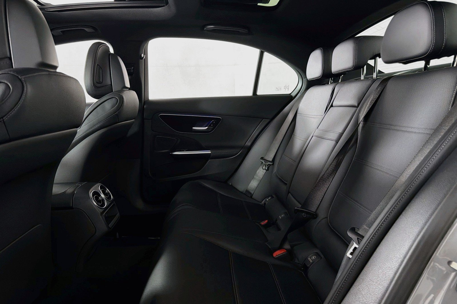 New 2026 Mercedes-Benz C 300 Sedan image 7