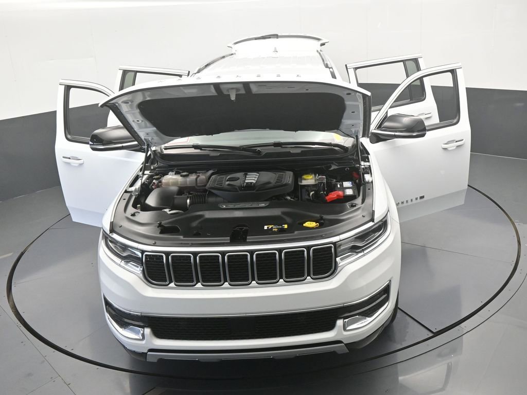 Used 2024 Jeep Wagoneer Series II image 77