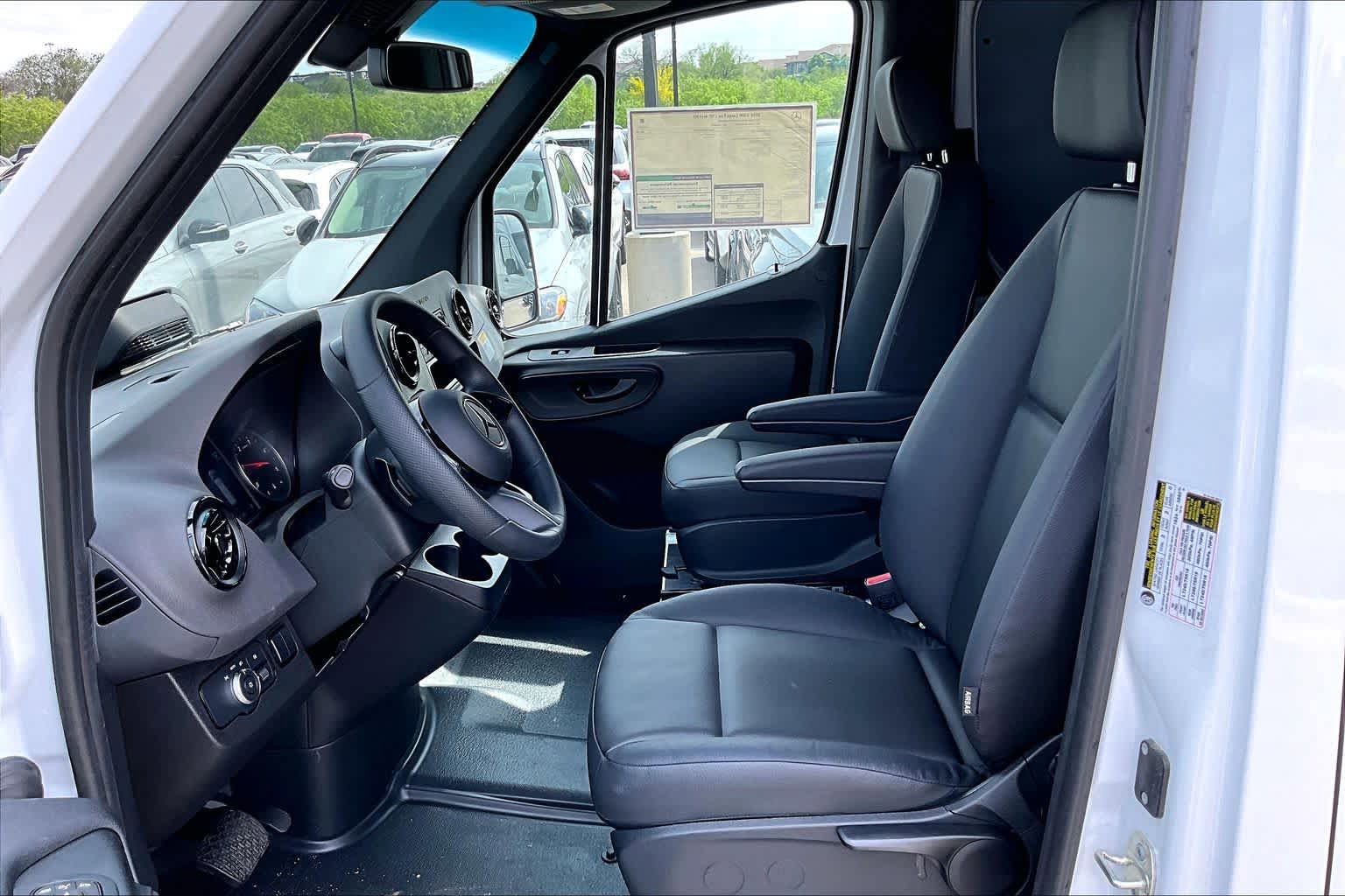 New 2026 Mercedes-Benz Sprinter 2500 image 9