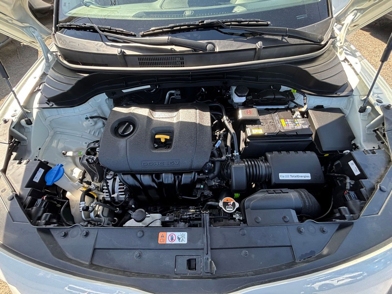 Used 2025 Kia Soul LX w/ LX Technology Package FWD image 30