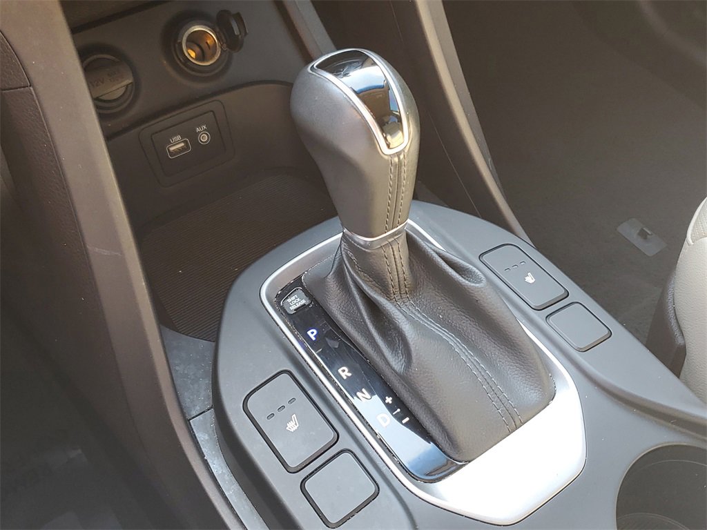 Used 2017 Hyundai Santa Fe Limited image 30