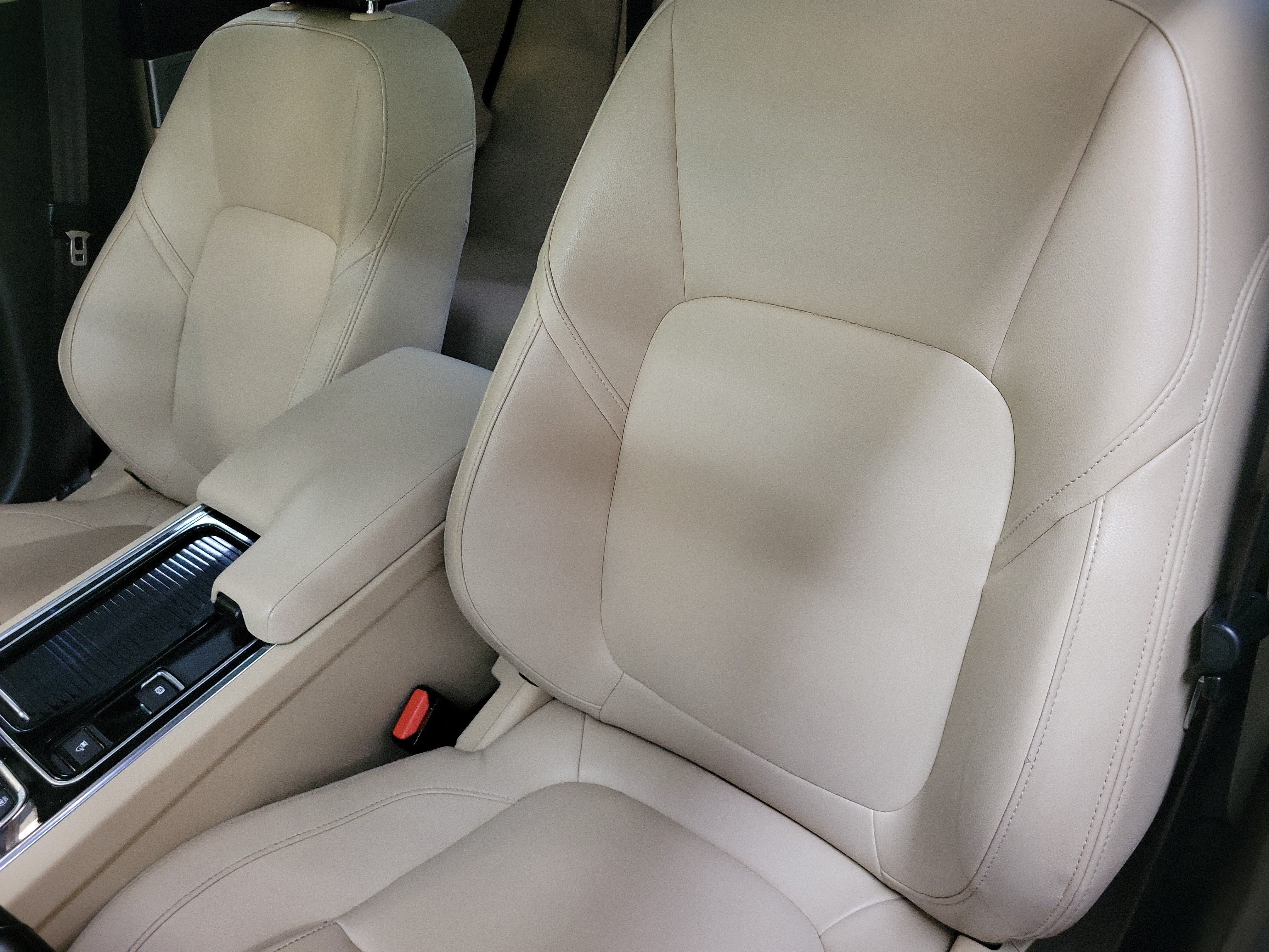 Used 2020 Jaguar XF Premium AWD/4WD image 11