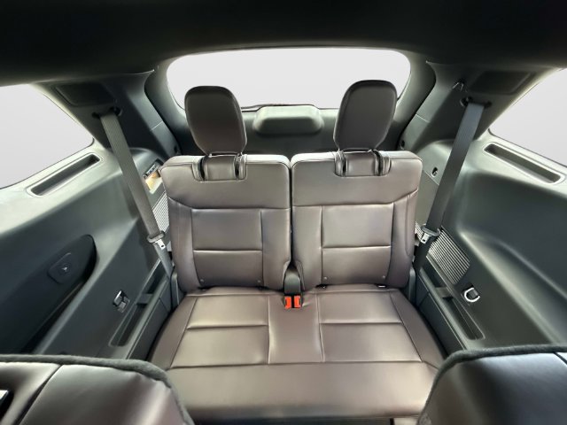 New 2027 Ford Explorer Platinum RWD image 19