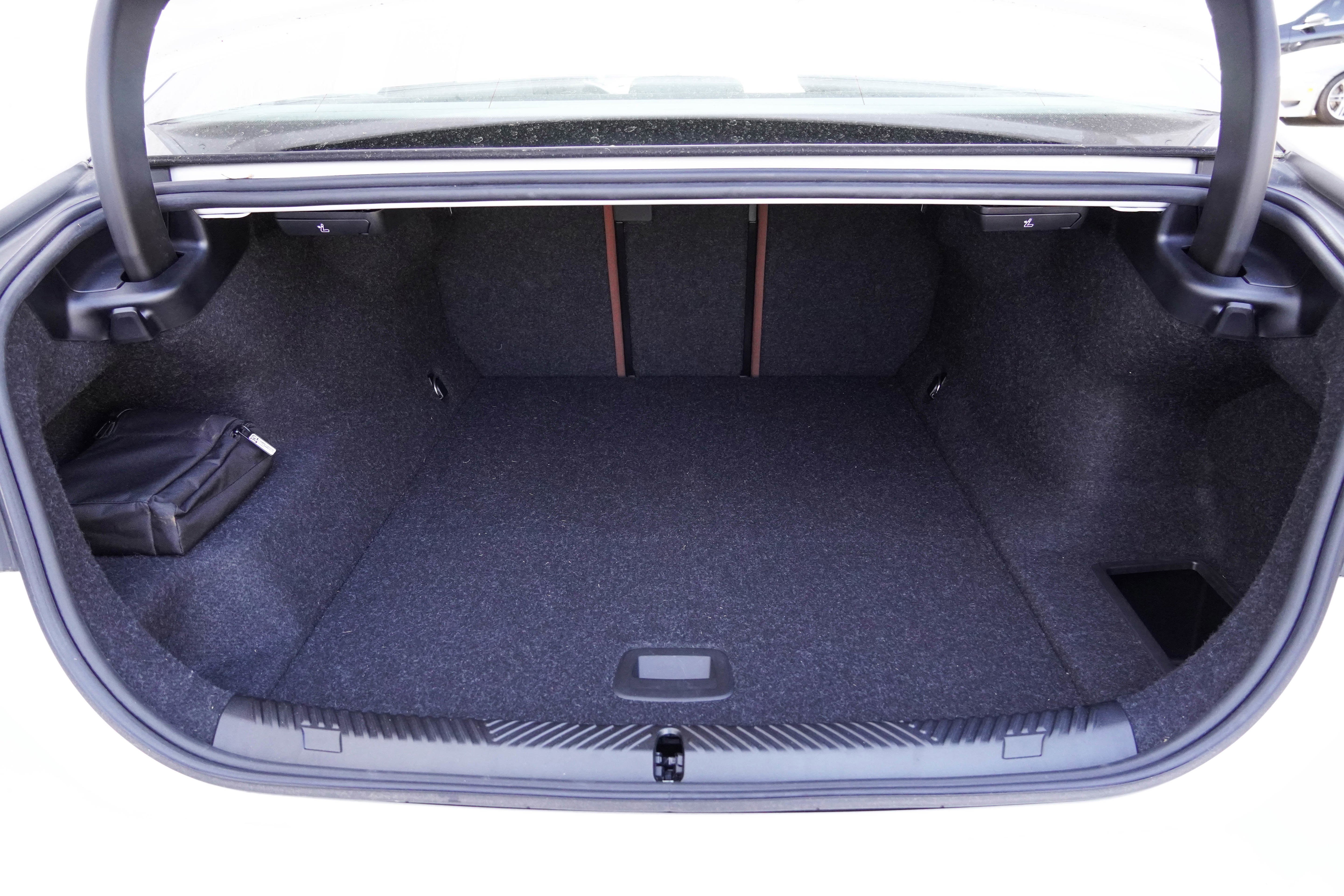 Certified 2024 BMW i5 M60 w/ Executive Package image 36