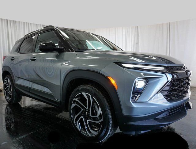New 2025 Chevrolet TrailBlazer RS w/ Convenience Package image 2