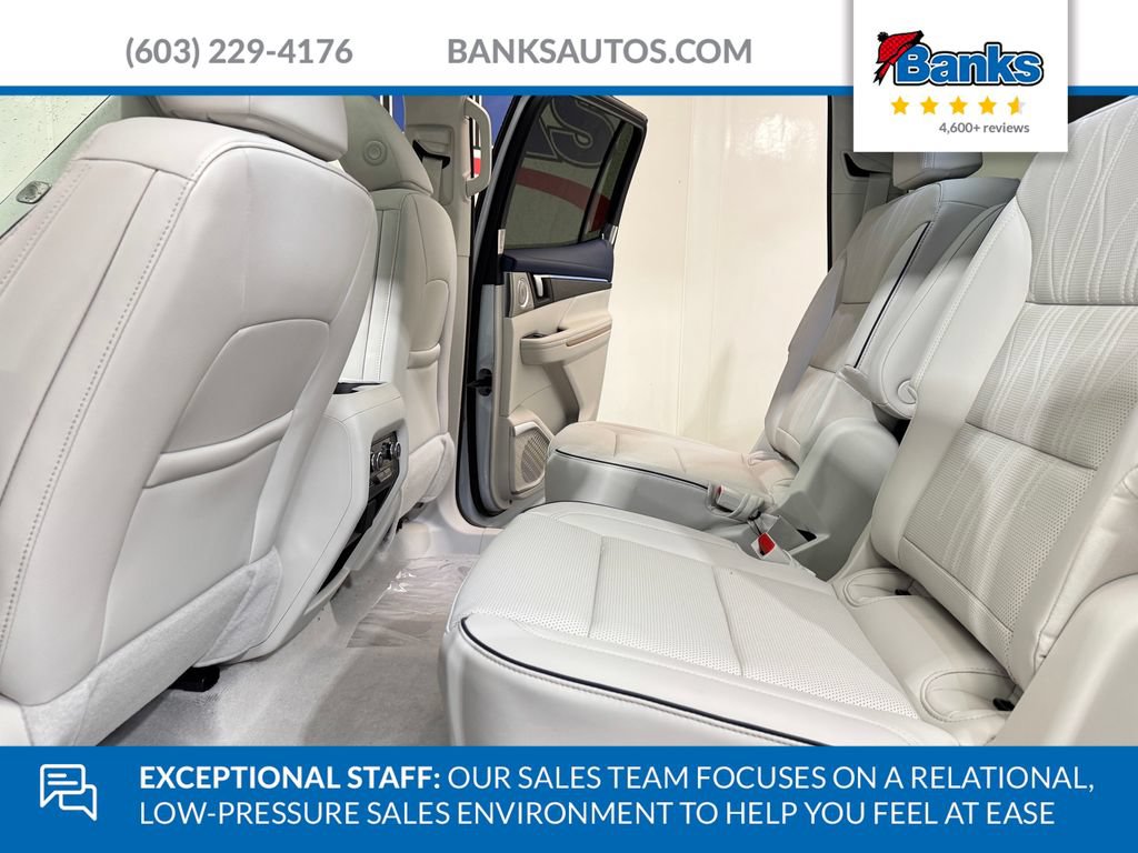 New 2026 Buick Enclave Avenir w/ Super Cruise Package AWD/4WD image 12