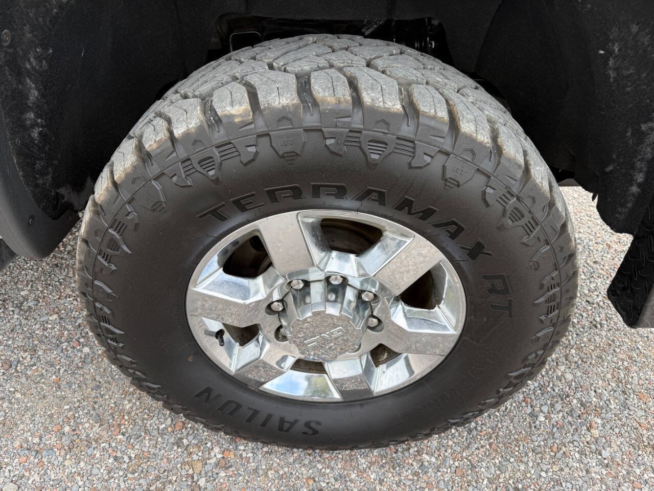 Used 2019 GMC Sierra 2500 SLT w/ Duramax Plus Package AWD/4WD image 13