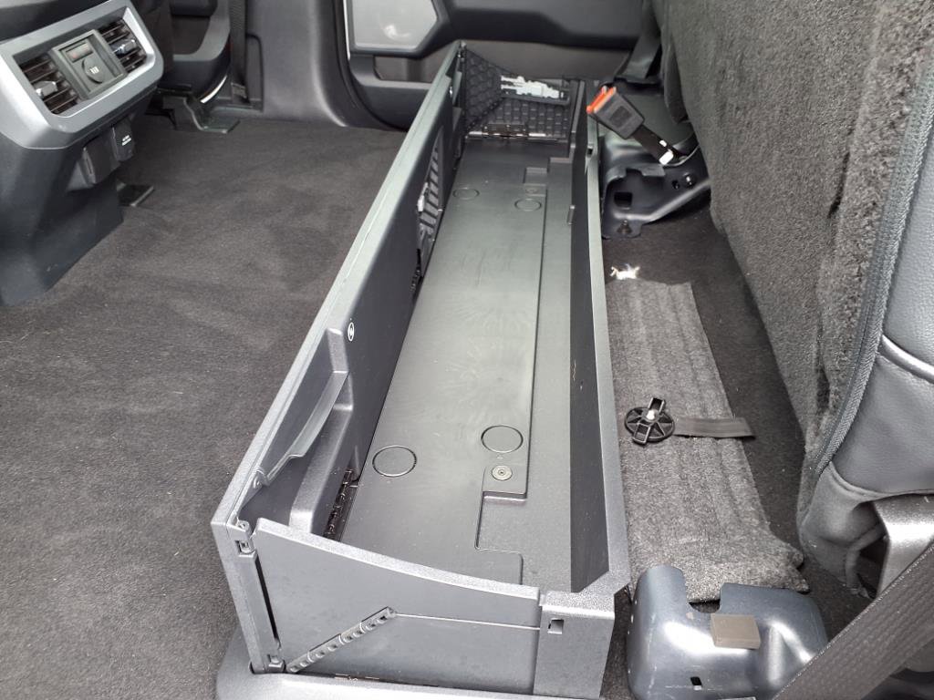 Used 2024 Ford F250 Lariat w/ Chrome Package image 32