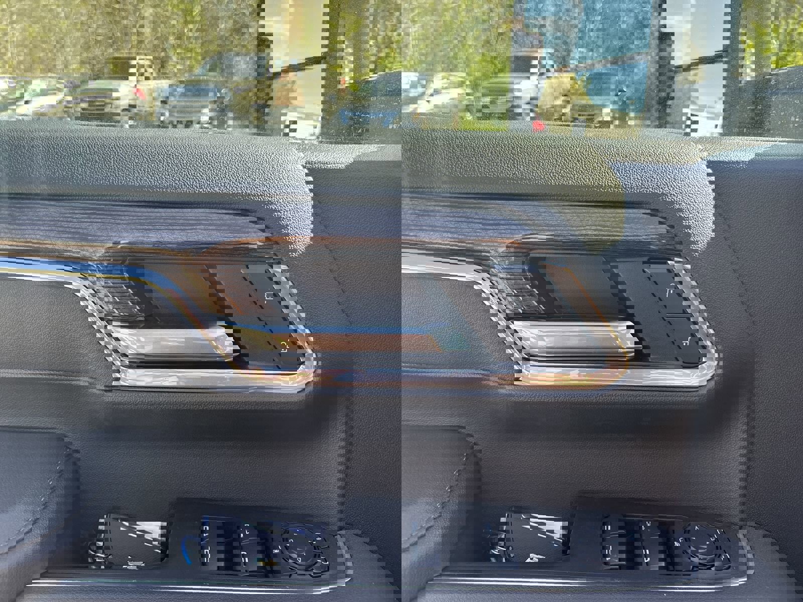 New 2025 Chevrolet Silverado 3500 LT w/ Convenience Package image 16