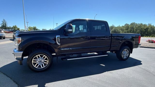Used 2018 Ford F350 Lariat w/ Camper Package AWD/4WD image 7