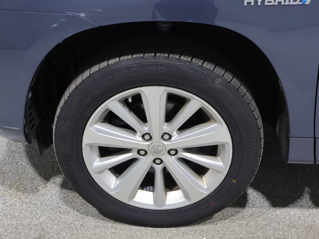 Used 2013 Toyota Highlander Limited AWD/4WD image 9