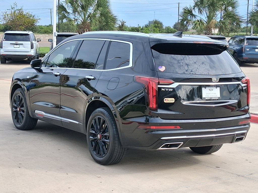 Certified 2025 Cadillac XT6 Luxury w/ LPO, Red Accent Package FWD image 4