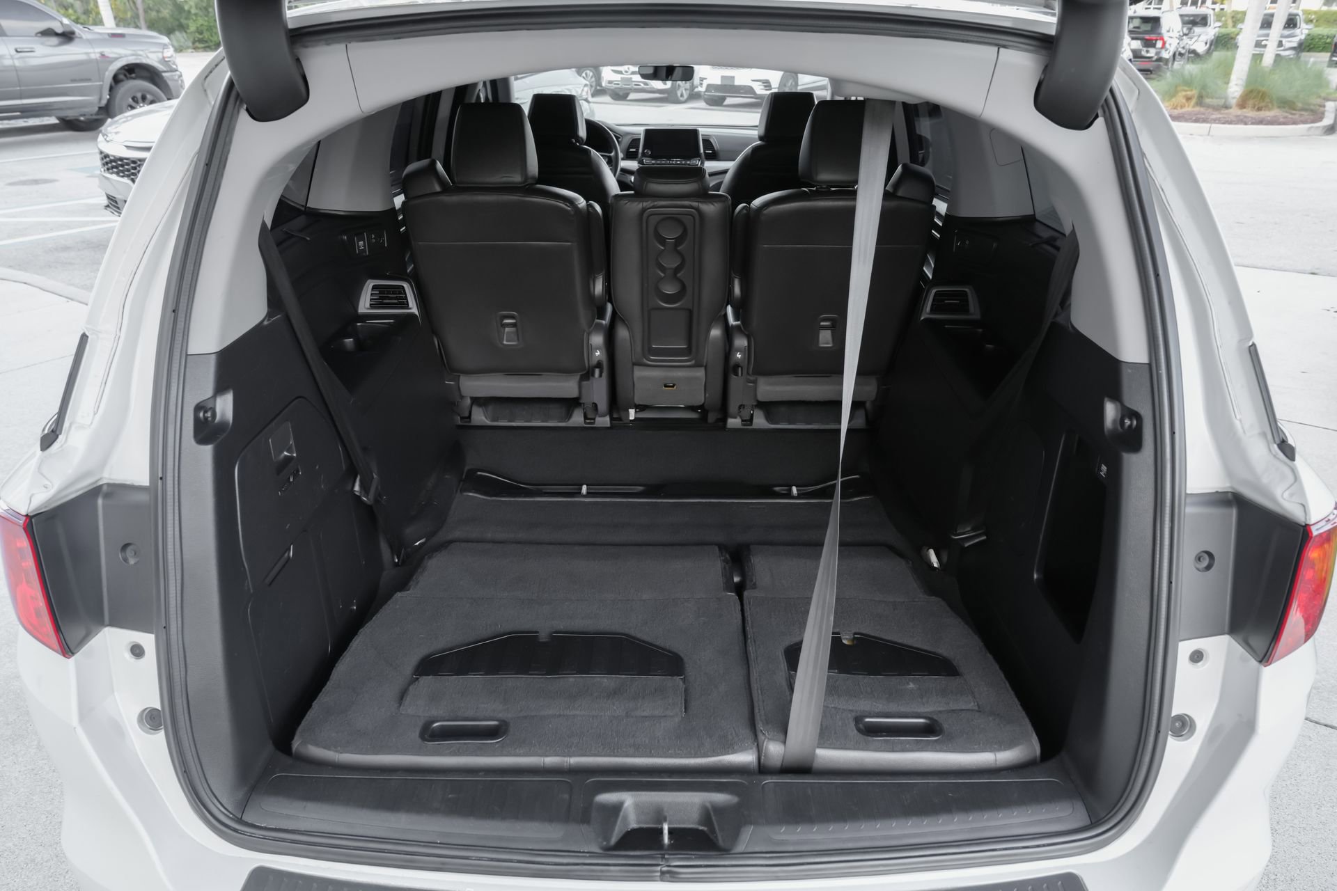 Used 2019 Honda Odyssey Elite image 41