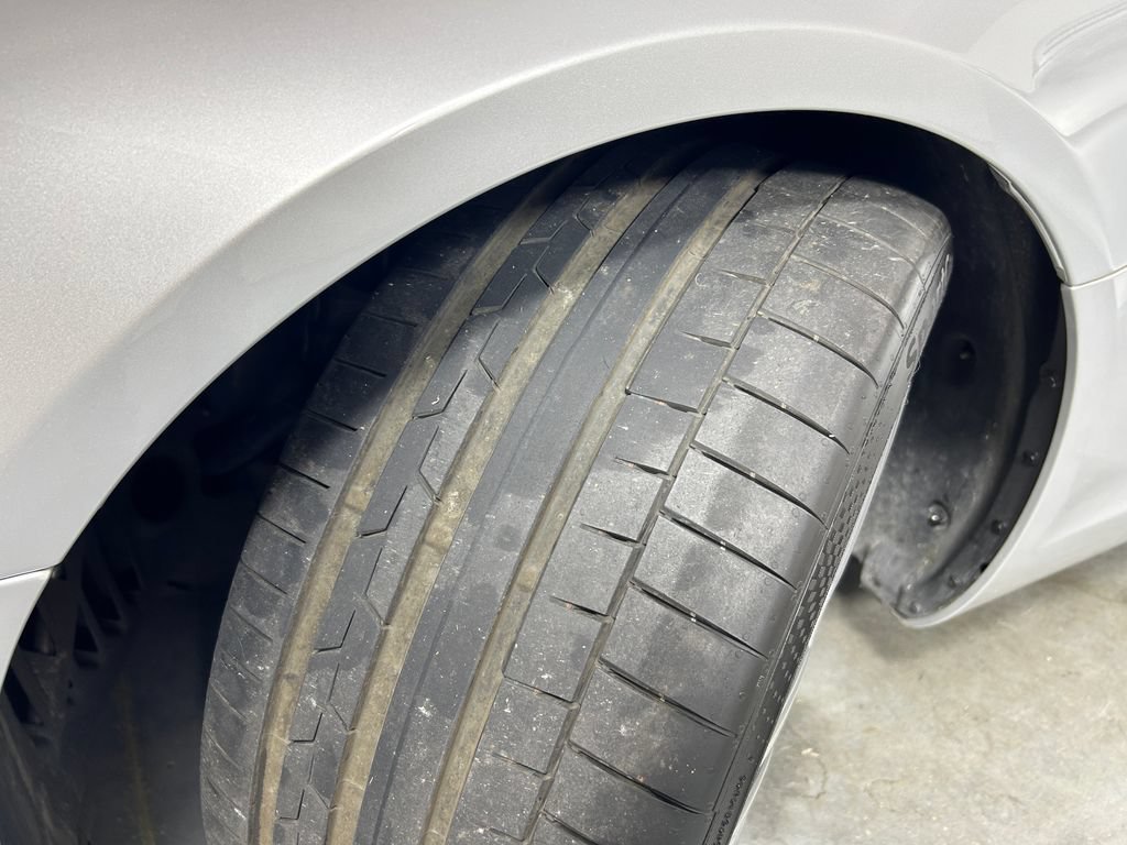 Used 2012 Mercedes-Benz SLS AMG Roadster image 11