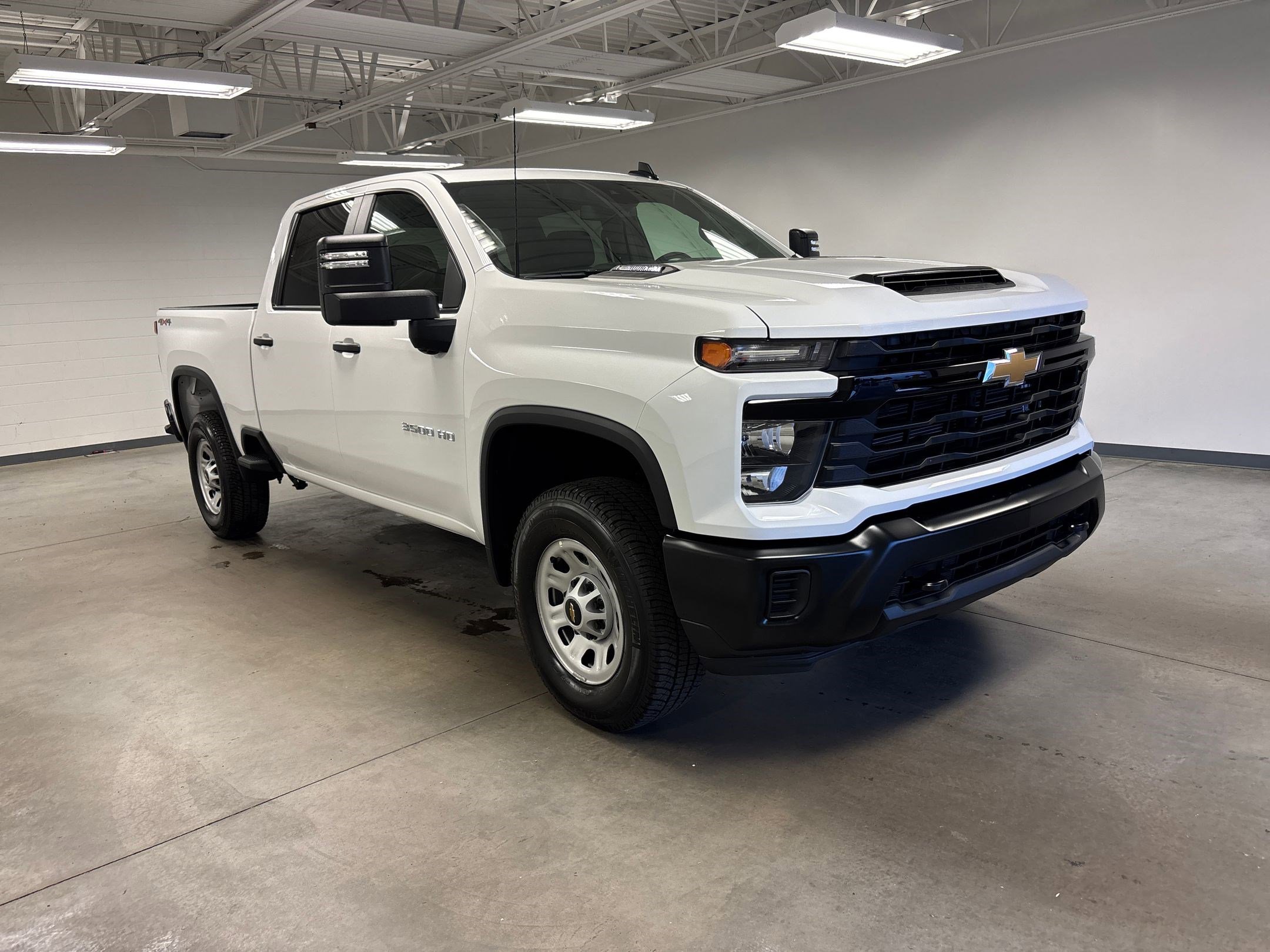 New 2025 Chevrolet Silverado 3500 W/T image 5