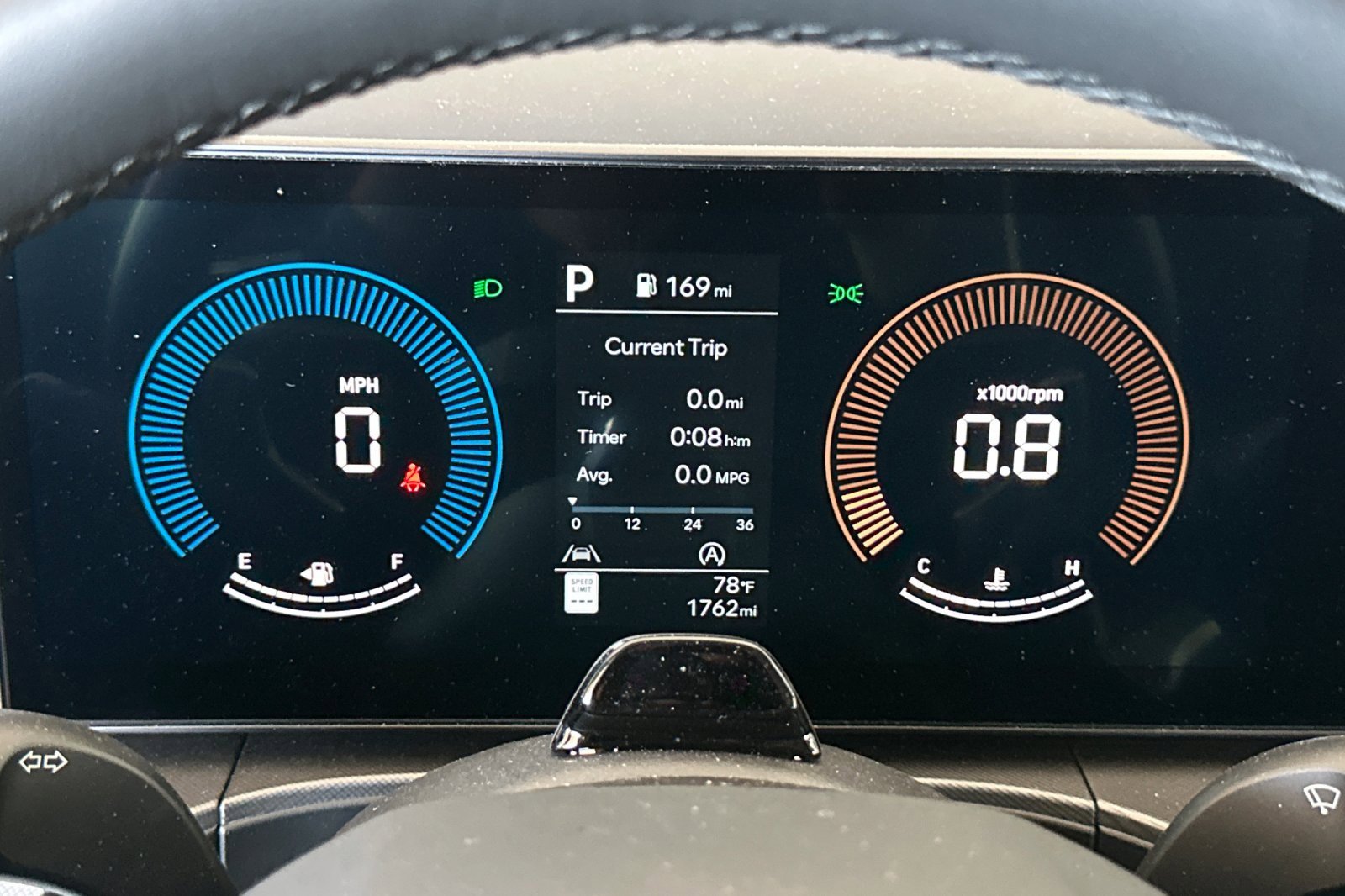 Certified 2025 Hyundai Santa Fe SEL image 39