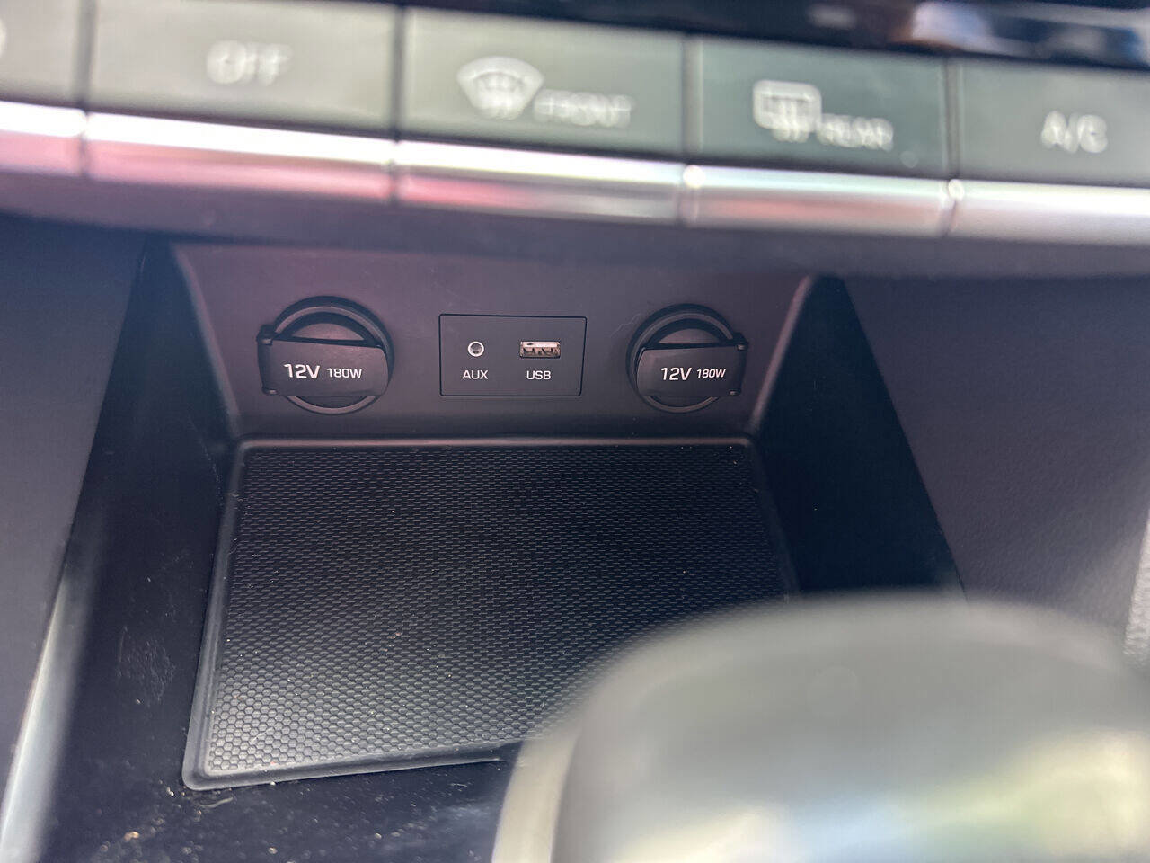 Used 2017 Hyundai Ioniq SEL FWD image 33