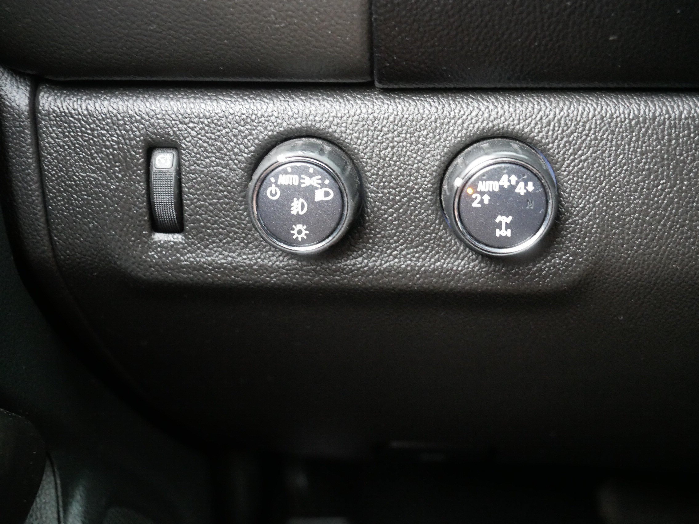 Used 2019 GMC Canyon SLT w/ Driver Alert Package AWD/4WD image 26