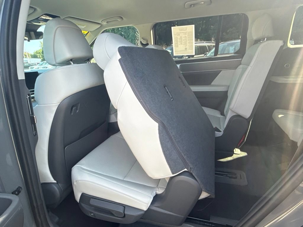 Used 2026 Hyundai Santa Fe SEL AWD/4WD image 42