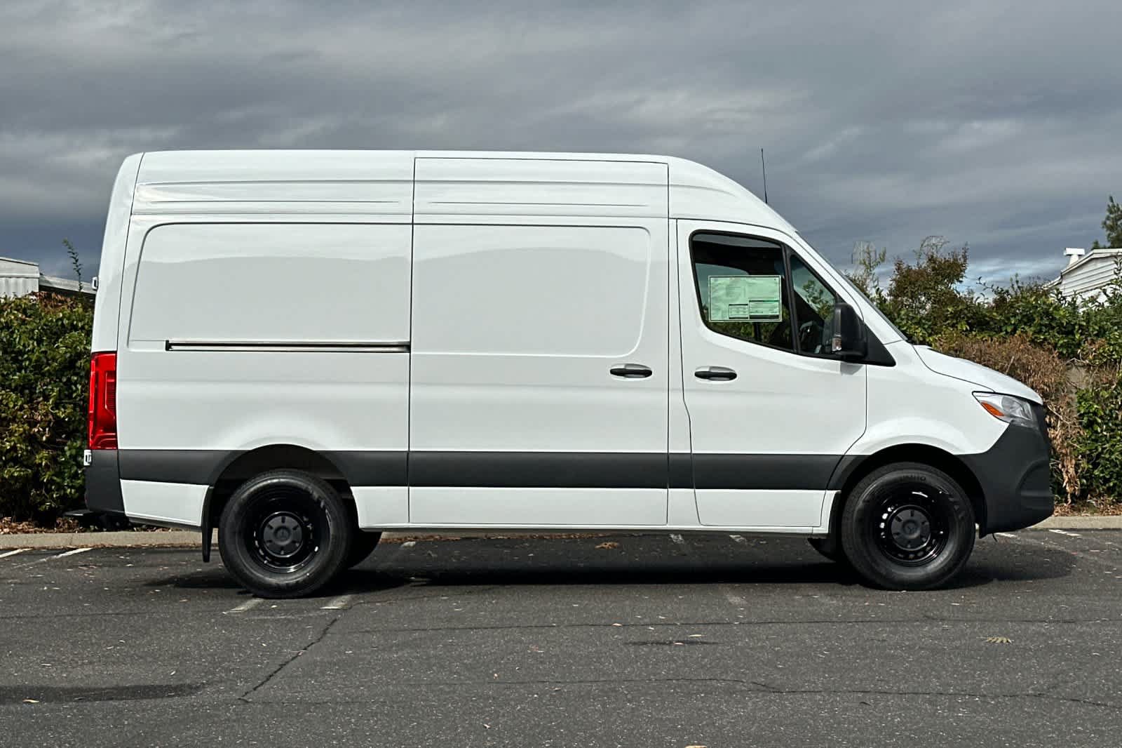 New 2026 Mercedes-Benz Sprinter 2500 image 2