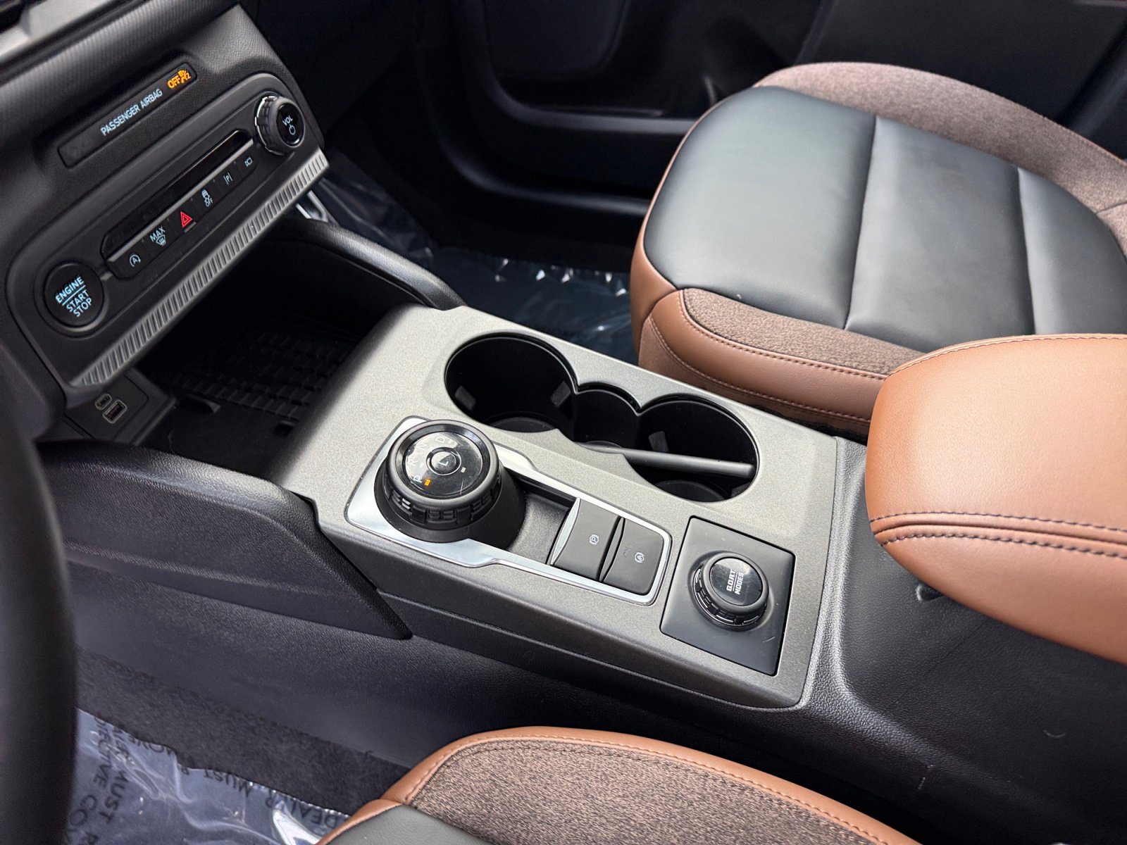 Certified 2025 Ford Bronco Sport Outer Banks w/ Outer Banks Tech Package+ image 13