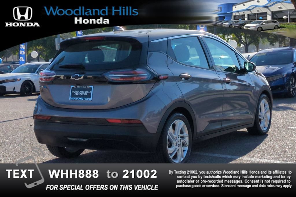 Used 2023 Chevrolet Bolt LT FWD image 5