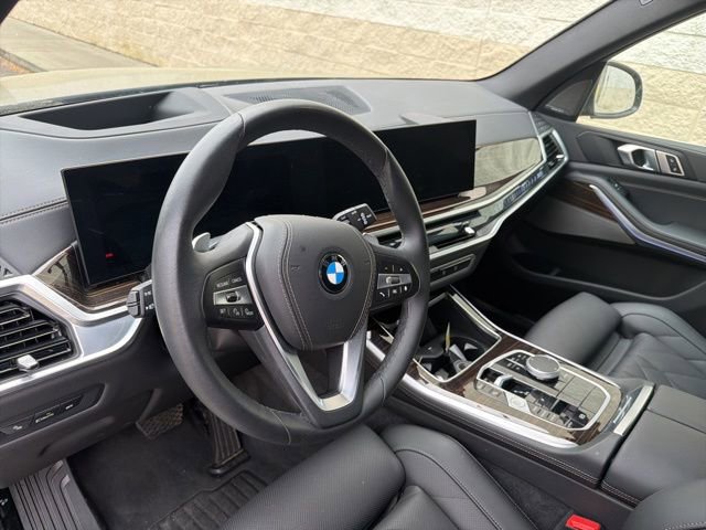 Used 2026 BMW X5 sDrive40i image 10
