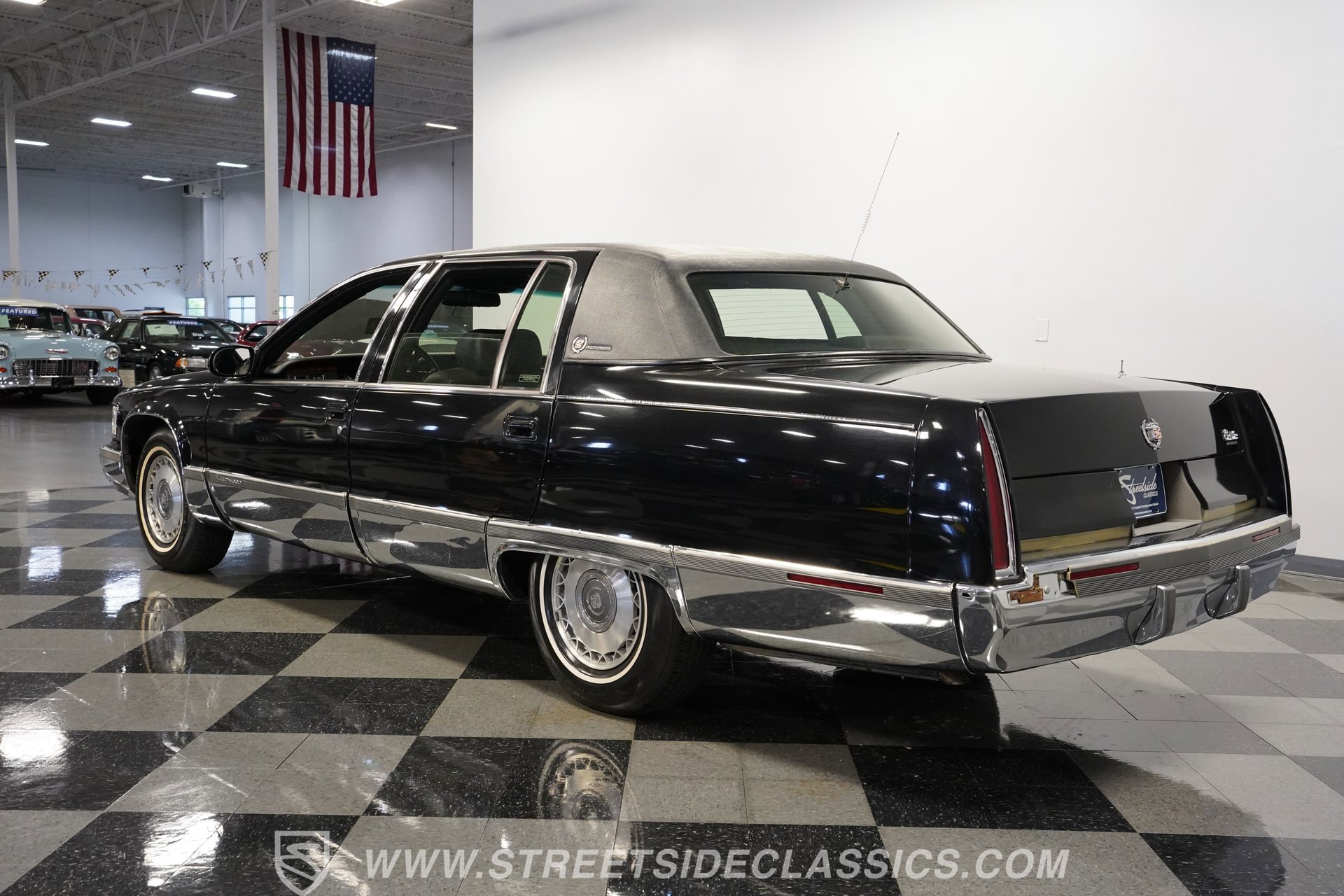 Used 1995 Cadillac Fleetwood Brougham RWD image 10