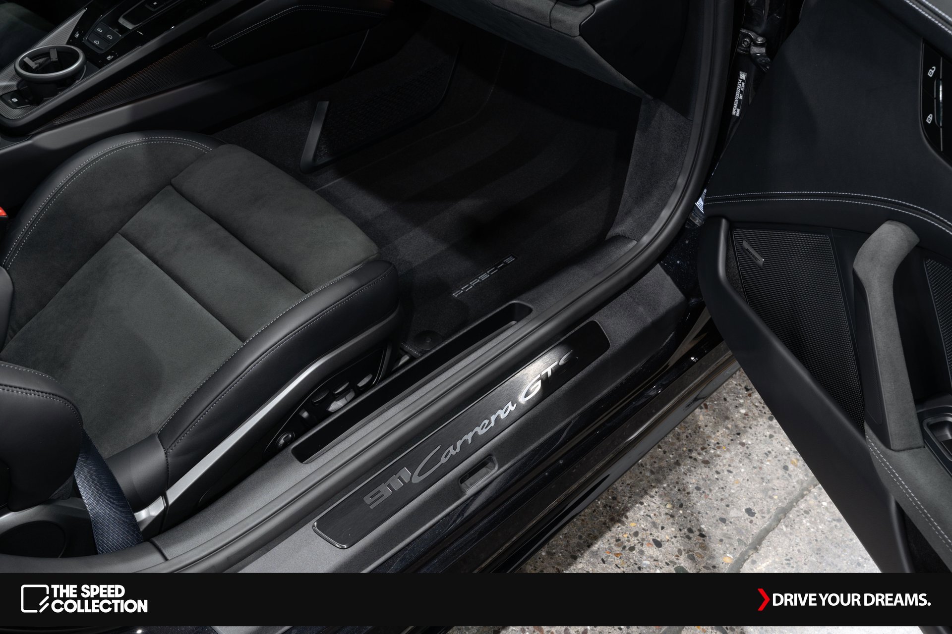 Used 2025 Porsche 911 Carrera GTS image 22