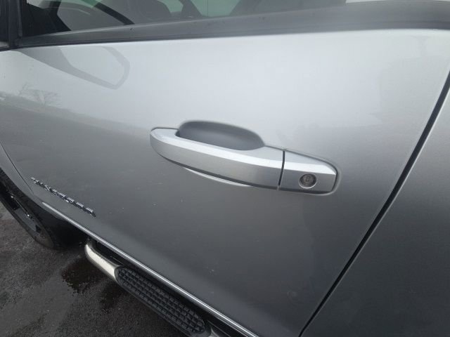 Used 2015 Chevrolet Silverado 1500 LT image 19