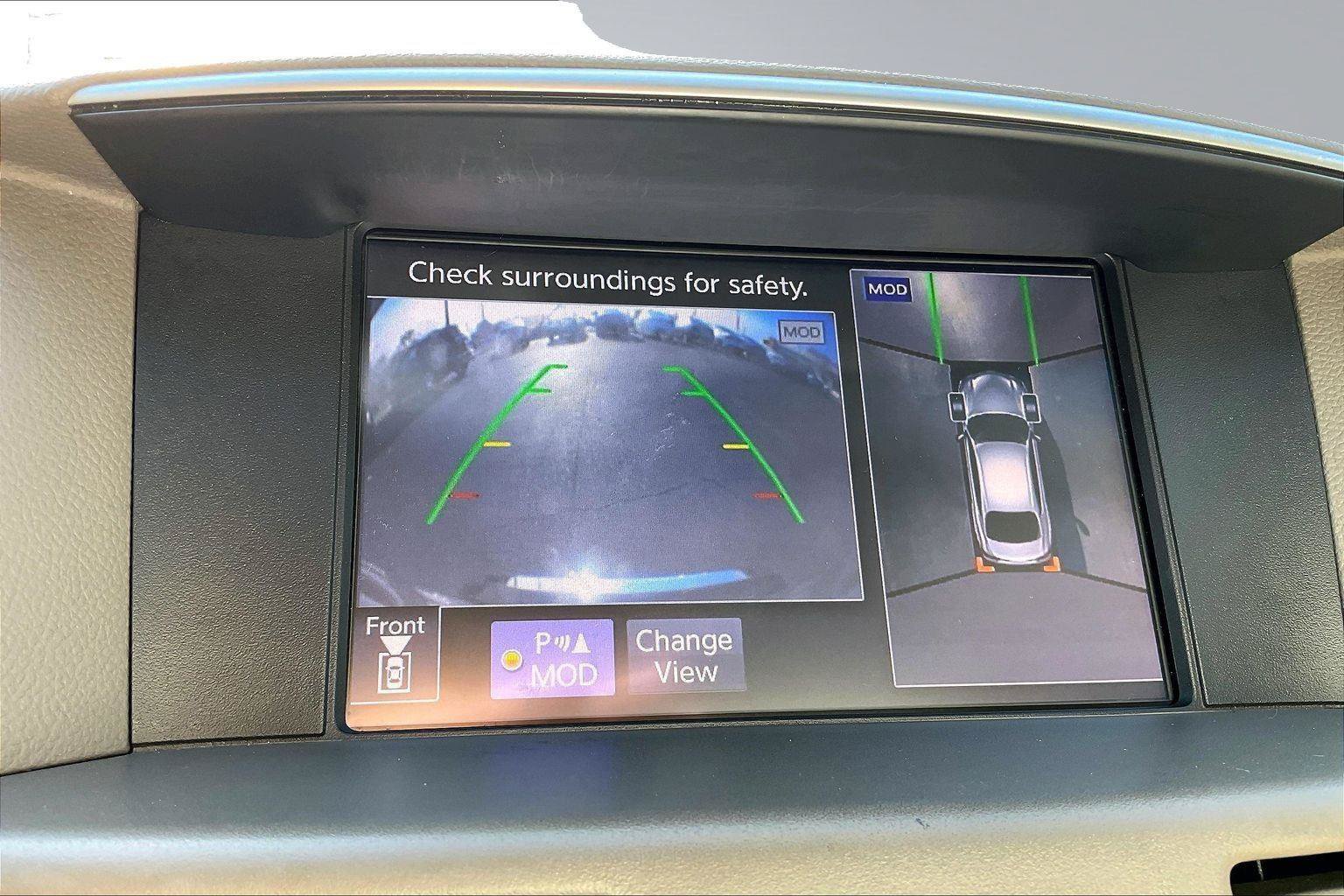 Used 2018 INFINITI Q70 Luxe w/ Cargo Package RWD image 22